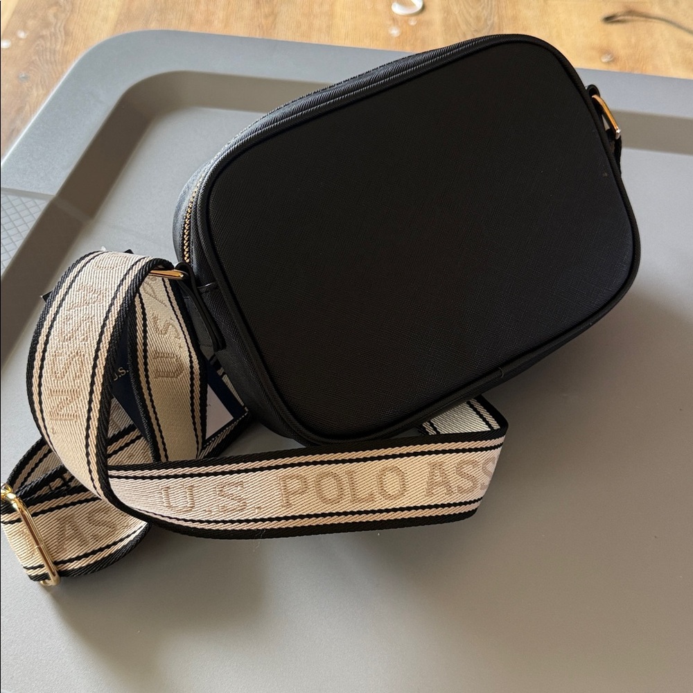 U.S. Polo Assn. Black Crossbody Bag with Ivory Logo Strap - Picture 4 of 5